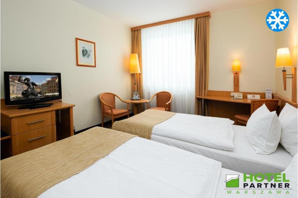 Hotel Partner Warsaw Ngoại thất bức ảnh