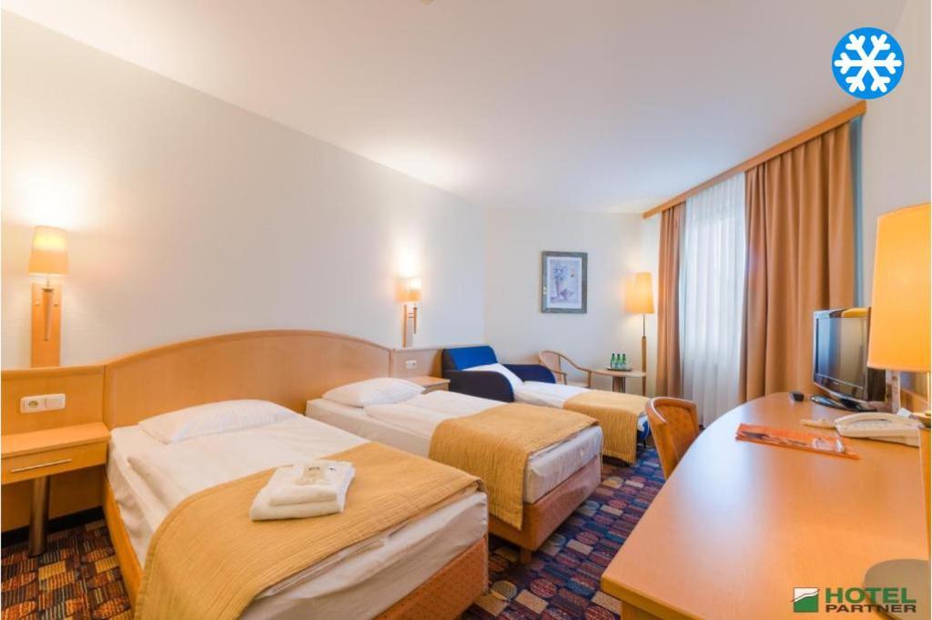 Hotel Partner Warsaw Ngoại thất bức ảnh