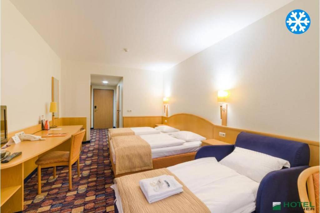 Hotel Partner Warsaw Ngoại thất bức ảnh